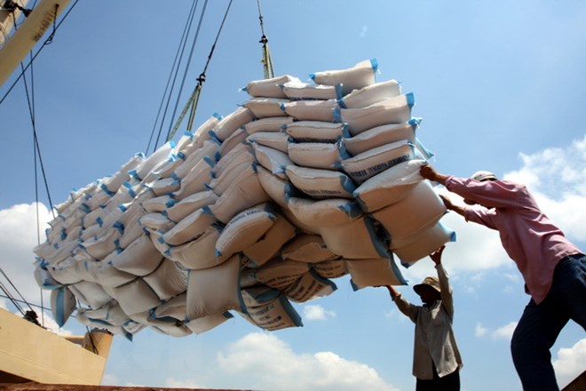 Bán lượng gạo khổng lồ, Việt Nam cũng là nhà nhập khẩu gạo lớn thứ 2 thế giới, mua của ai nhiều nhất?