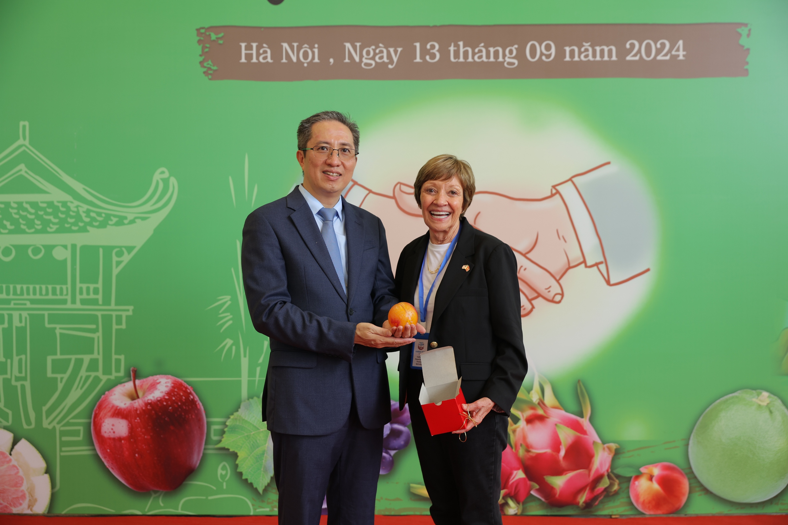 Phái đoàn các doanh nghiệp nông nghiệp Mỹ thăm Klever Fruit – chuỗi trái cây nhập khẩu lớn nhất Việt Nam