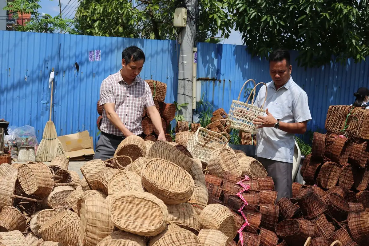 Phú Xuyên hỗ trợ sản phẩm OCOP làng nghề