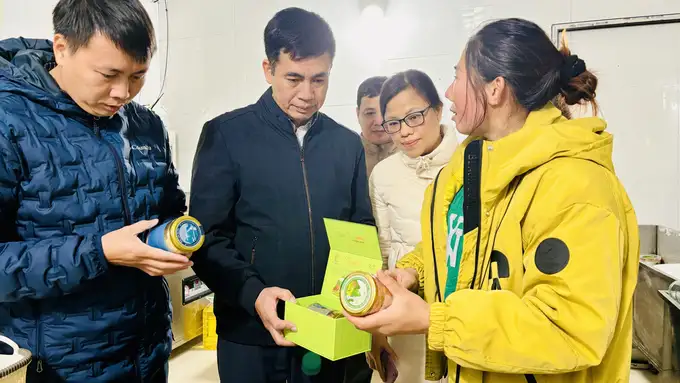 Một số nơi phát triển nóng nuôi cá nước lạnh