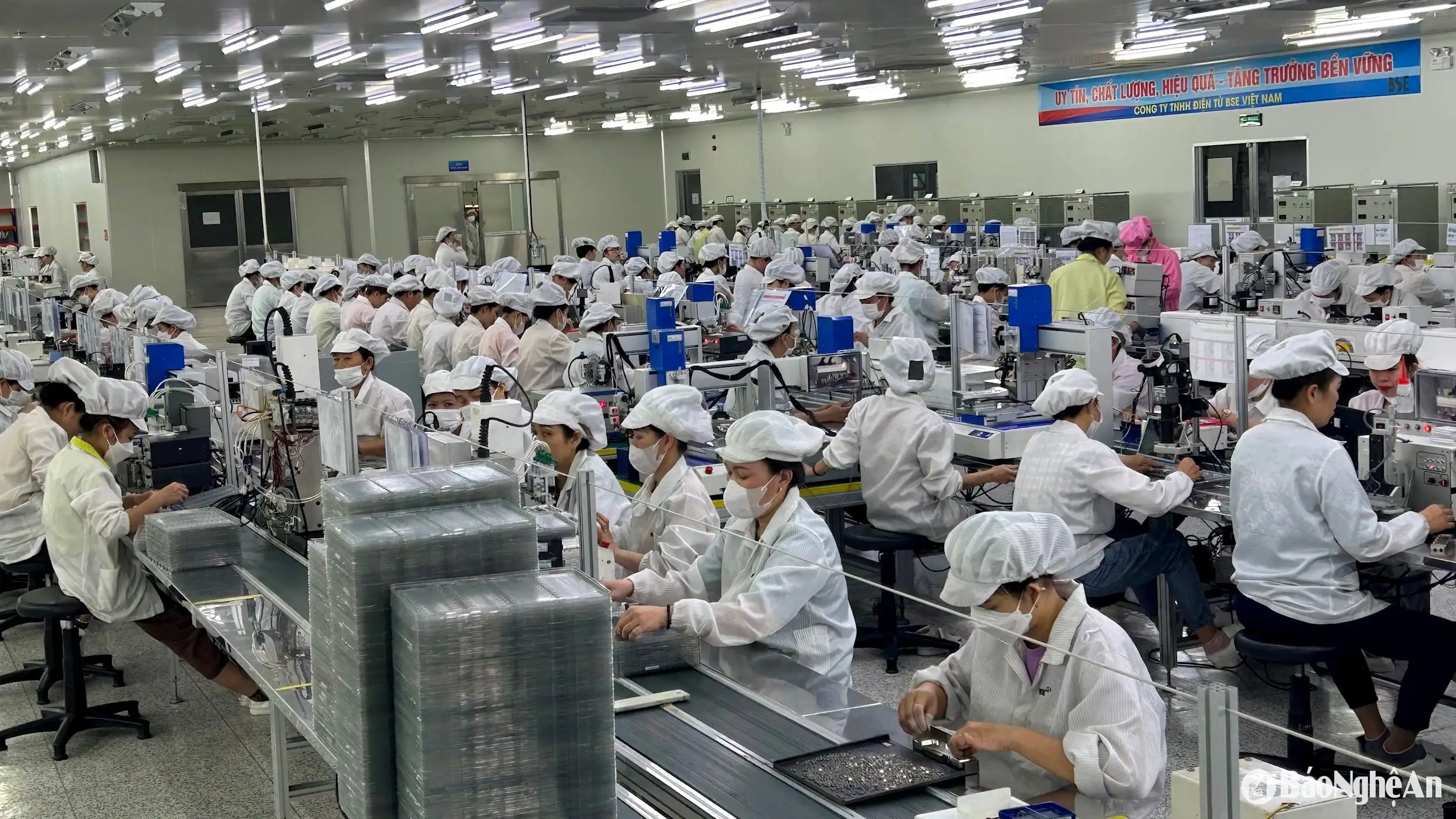 Nghệ An kiên định mục tiêu tăng trưởng GRDP 10,5%