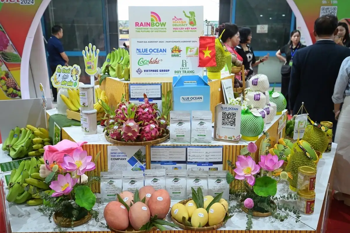 Xem xét thu mua nông sản có nguy cơ rớt giá trong mùa thu hoạch rộ