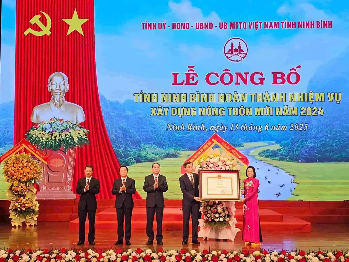 Nông thôn mới Ninh Bình bừng sáng sau chặng đường 15 năm