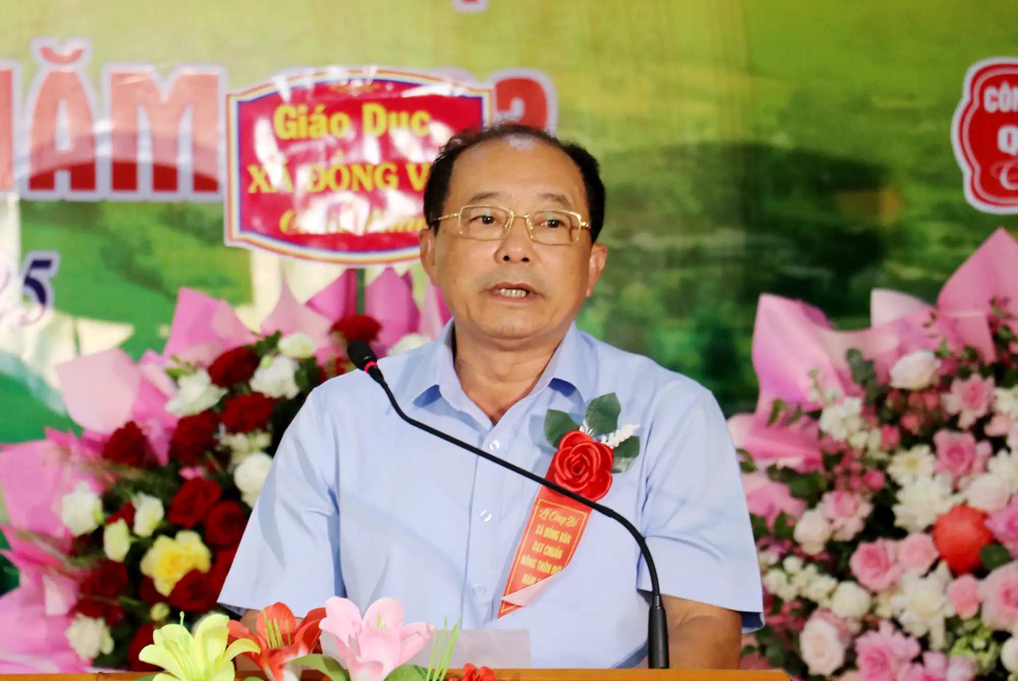Xây dựng quê hương Đồng Văn ngày càng phát triển