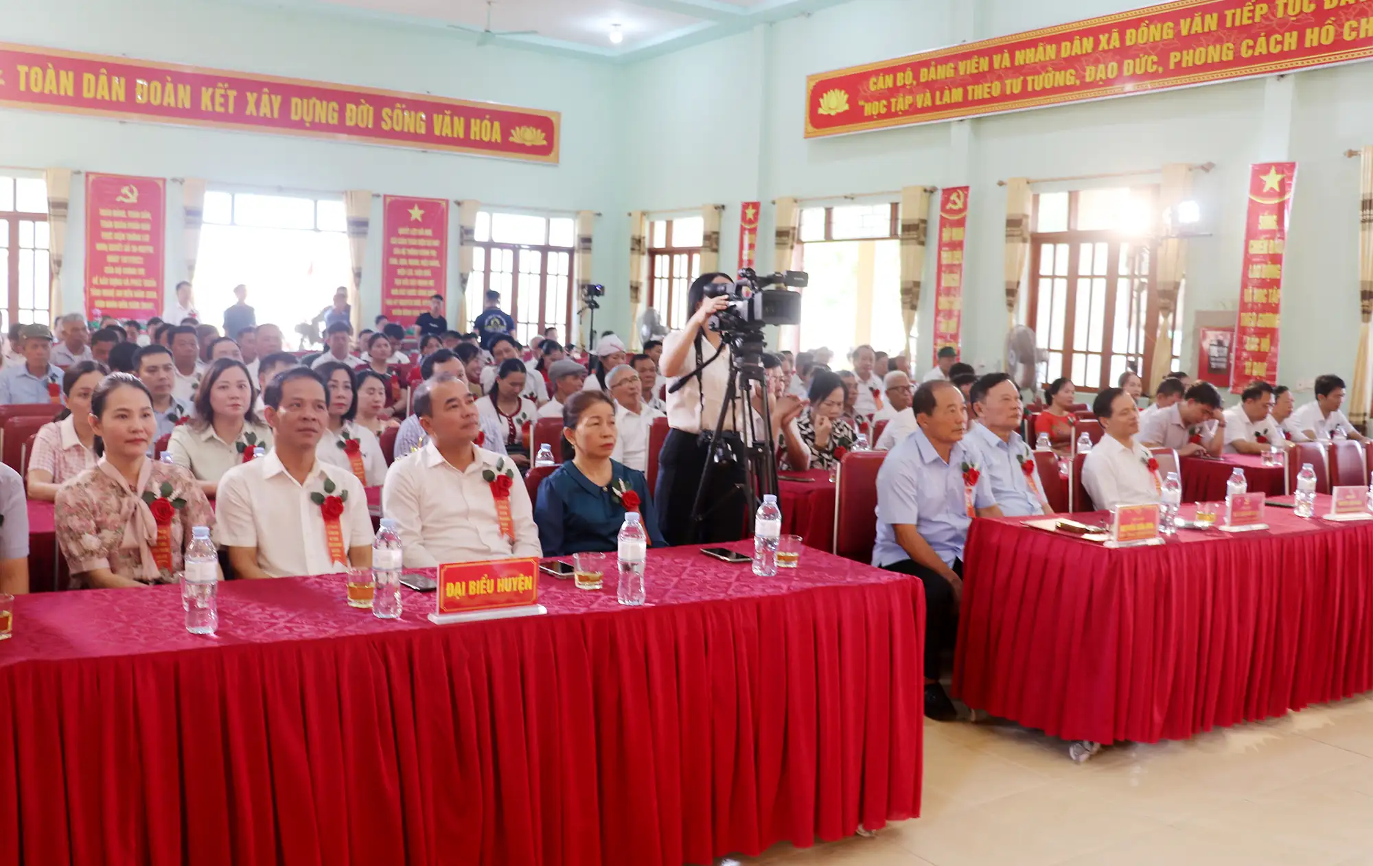 Xây dựng quê hương Đồng Văn ngày càng phát triển
