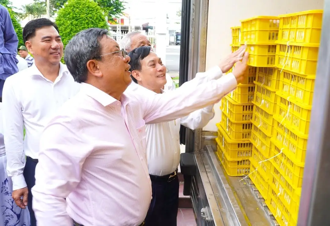 Cận cảnh quy trình kiểm soát chất lượng thanh nhãn xuất khẩu
