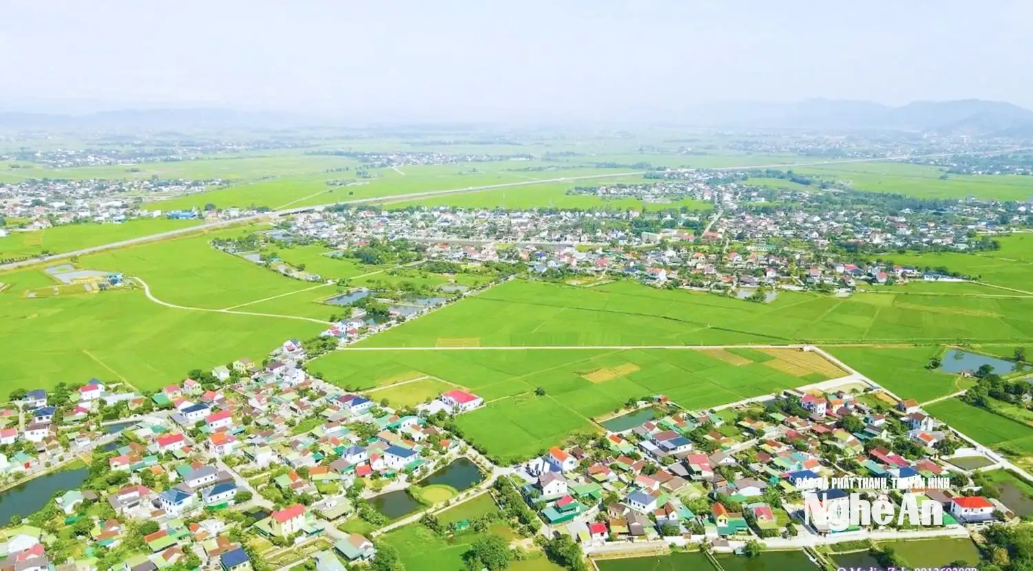 Chào mừng Đại hội đại biểu Đảng bộ xã Hưng Nguyên Nam lần thứ I, nhiệm kỳ 2025 – 2030:Đổi mới tư duy, đưa Hưng Nguyên Nam thành xã nông thôn mới kiểu mẫu, hiện đại, giàu bản sắc văn hóa