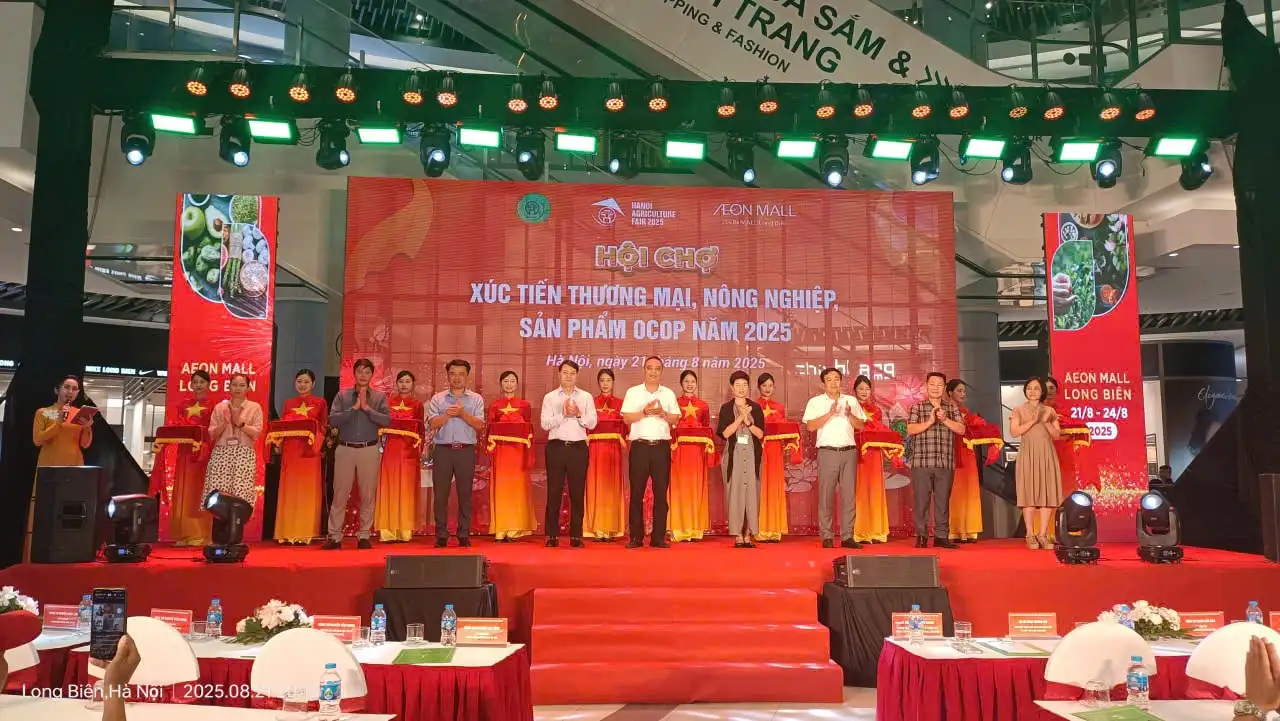 Gần 1.000 dòng sản phẩm tham gia Hội chợ xúc tiến thương mại nông nghiệp, sản phẩm OCOP