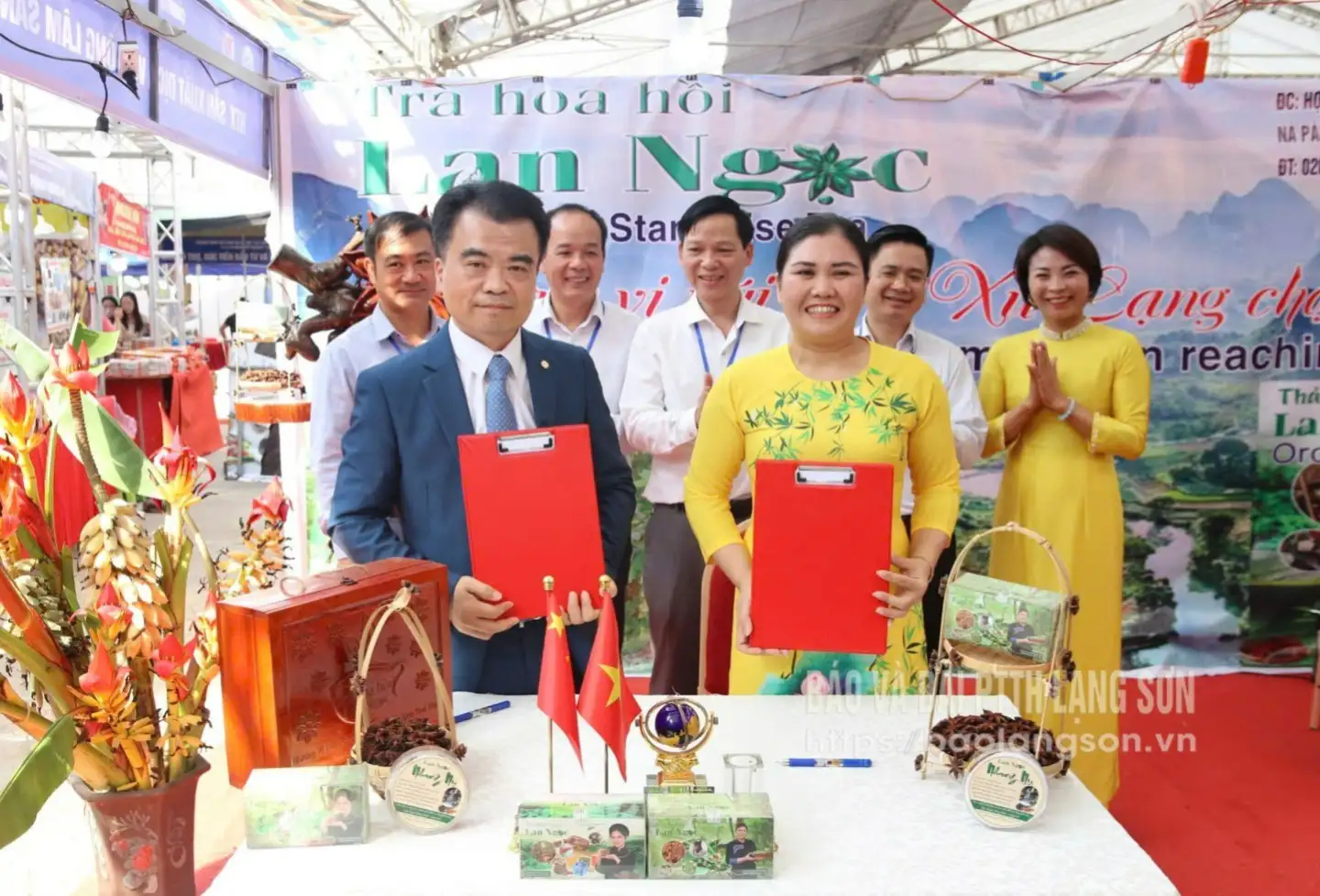 Mở đường vươn ra biển lớn