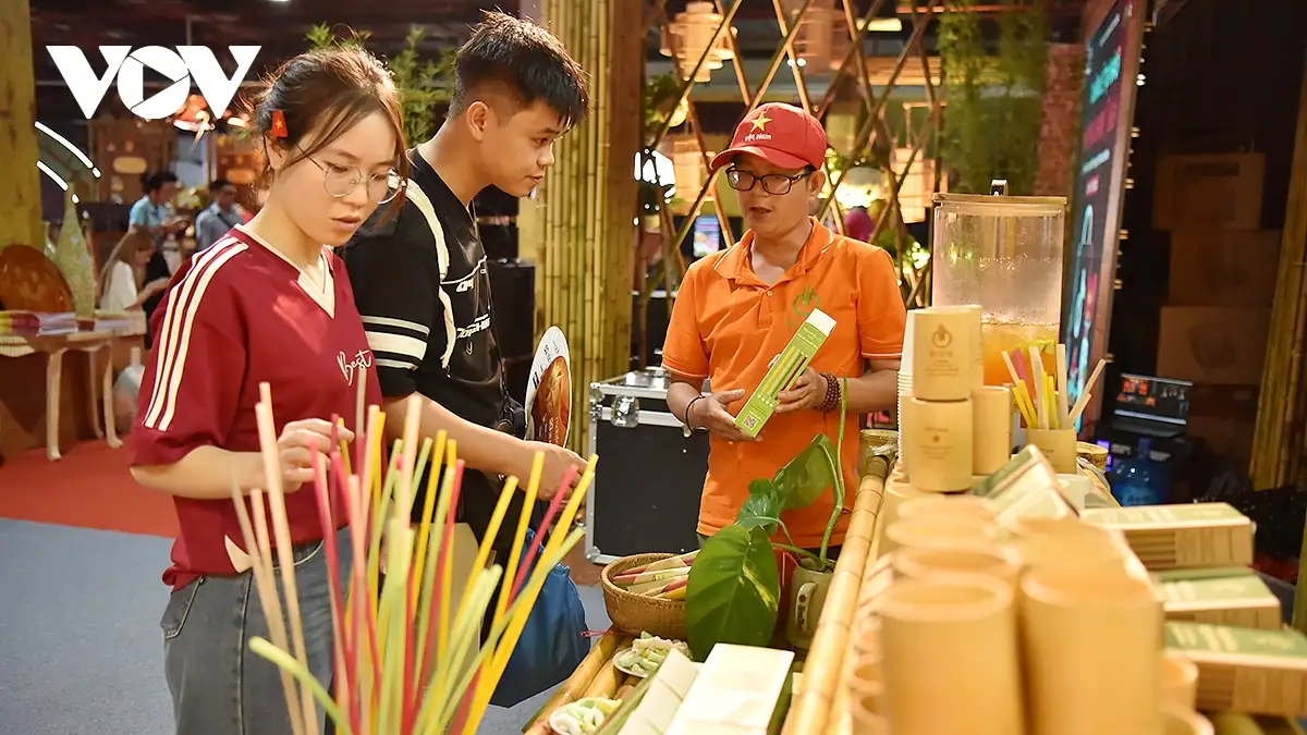 Tràn ngập đặc sản ẩm thực, OCOP 3 miền tại Triển lãm 80 năm thành tựu đất nước