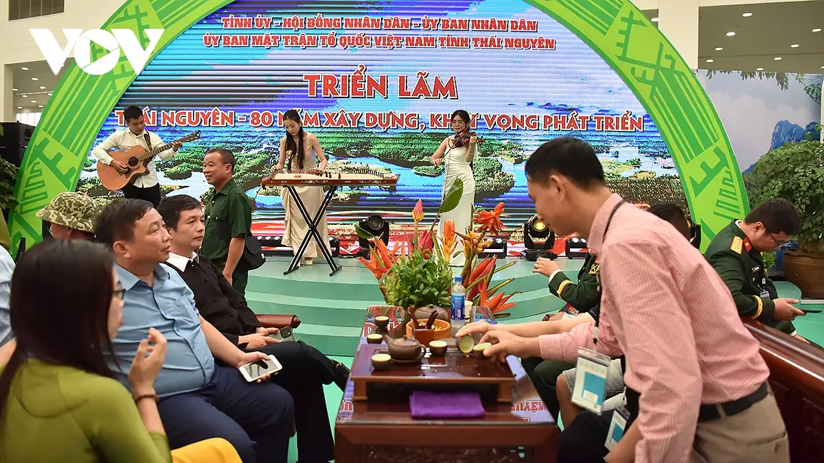 Tràn ngập đặc sản ẩm thực, OCOP 3 miền tại Triển lãm 80 năm thành tựu đất nước