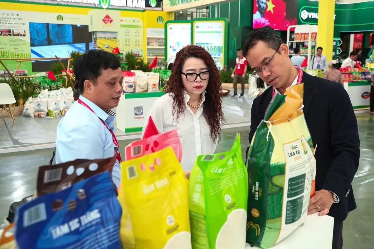 Từ hạt gạo nuôi quân đến thương hiệu gạo Việt trên thế giới