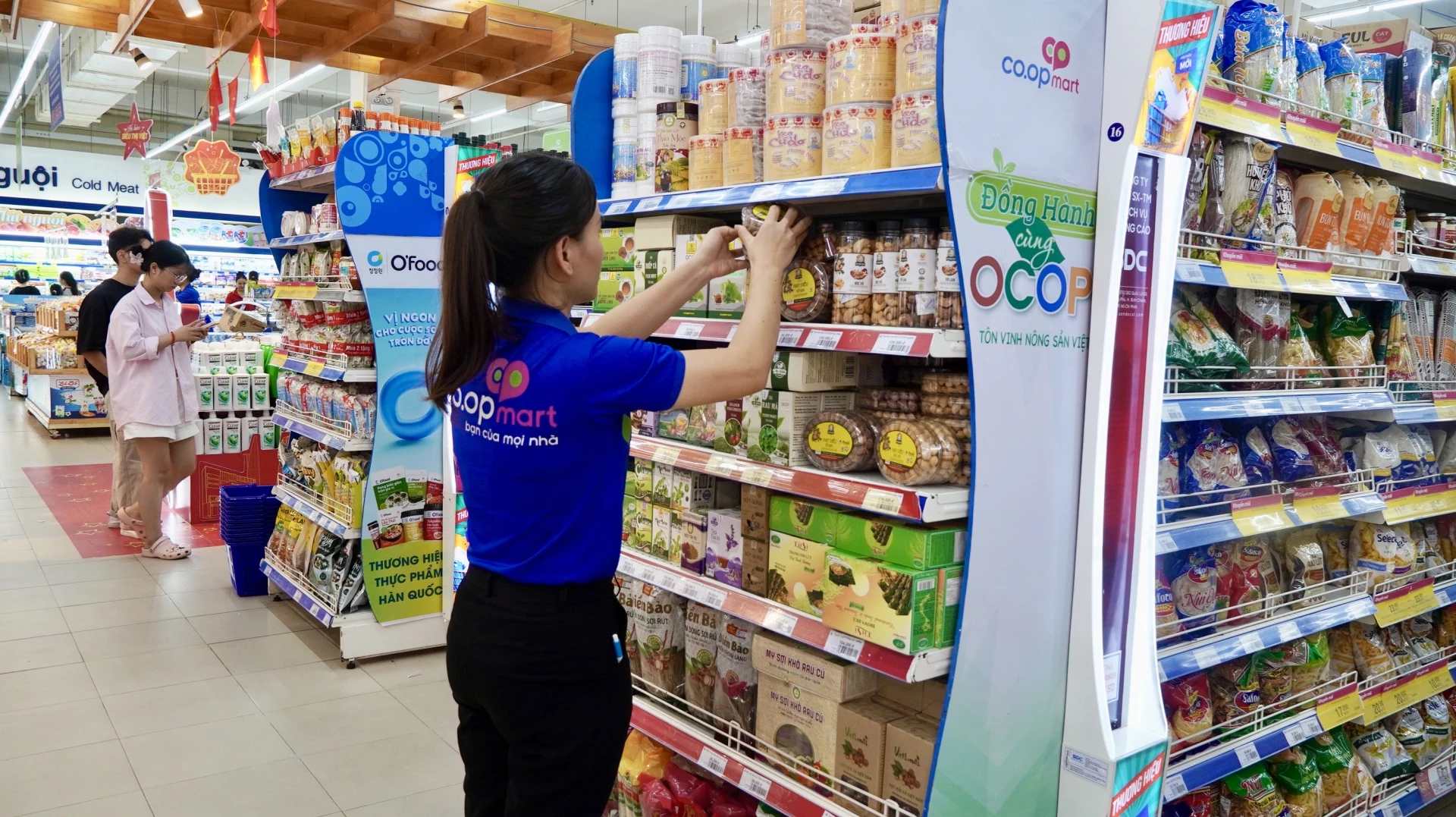 “Cầu nối” đưa hàng Việt đến với người tiêu dùng
