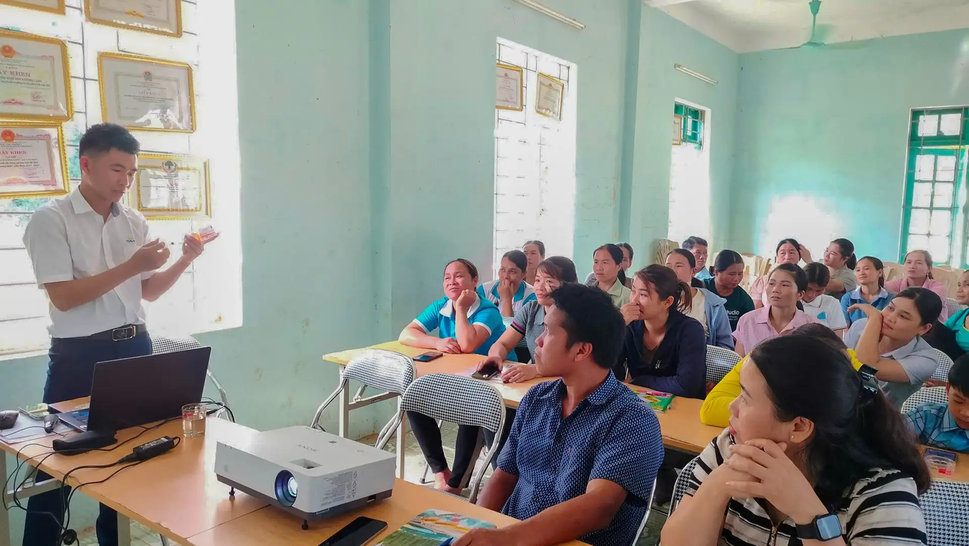 Gieo sinh kế bền vững, điểm tựa để phụ nữ nghèo vươn lên