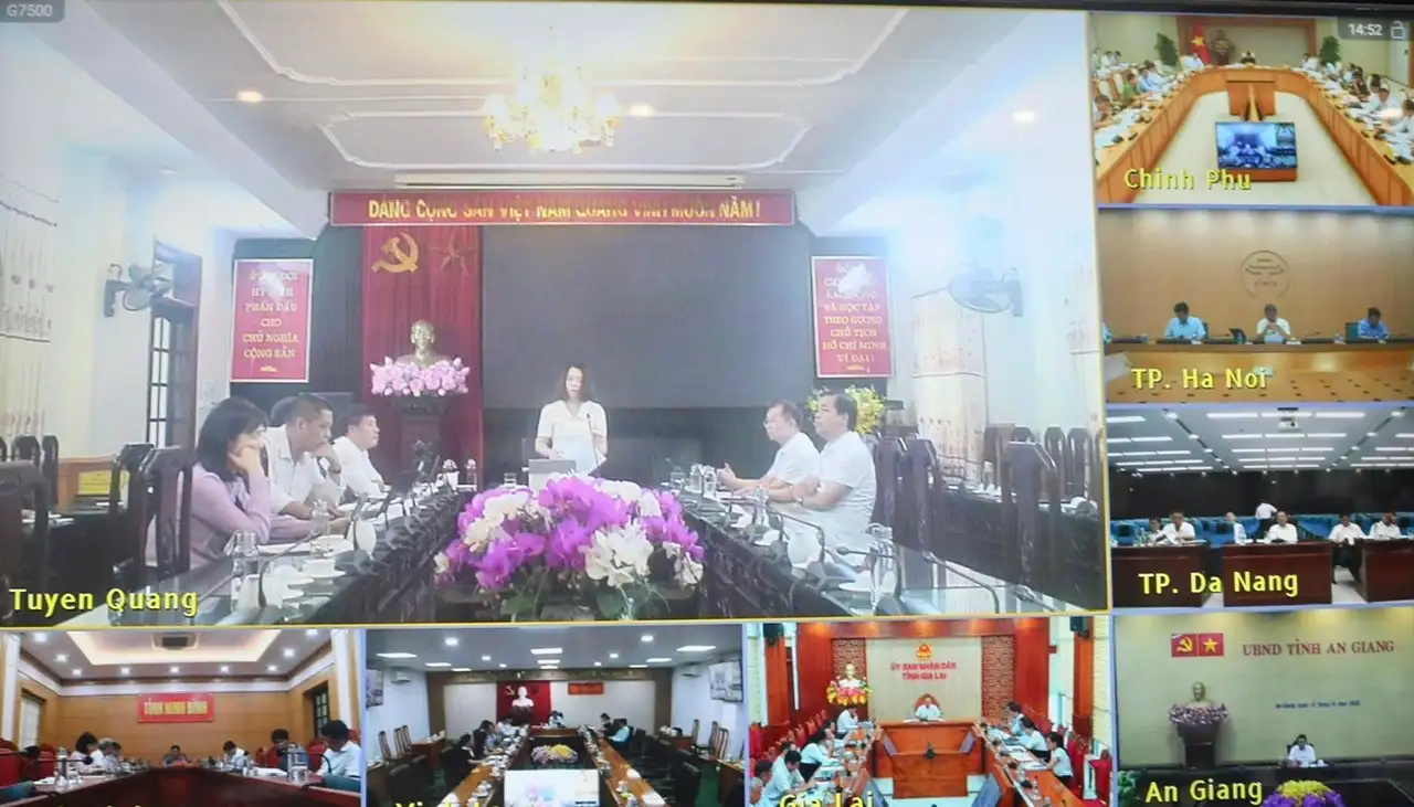 Hội nghị trực tuyến toàn quốc về quy định chuẩn nghèo đa chiều và xây dựng nông thôn mới