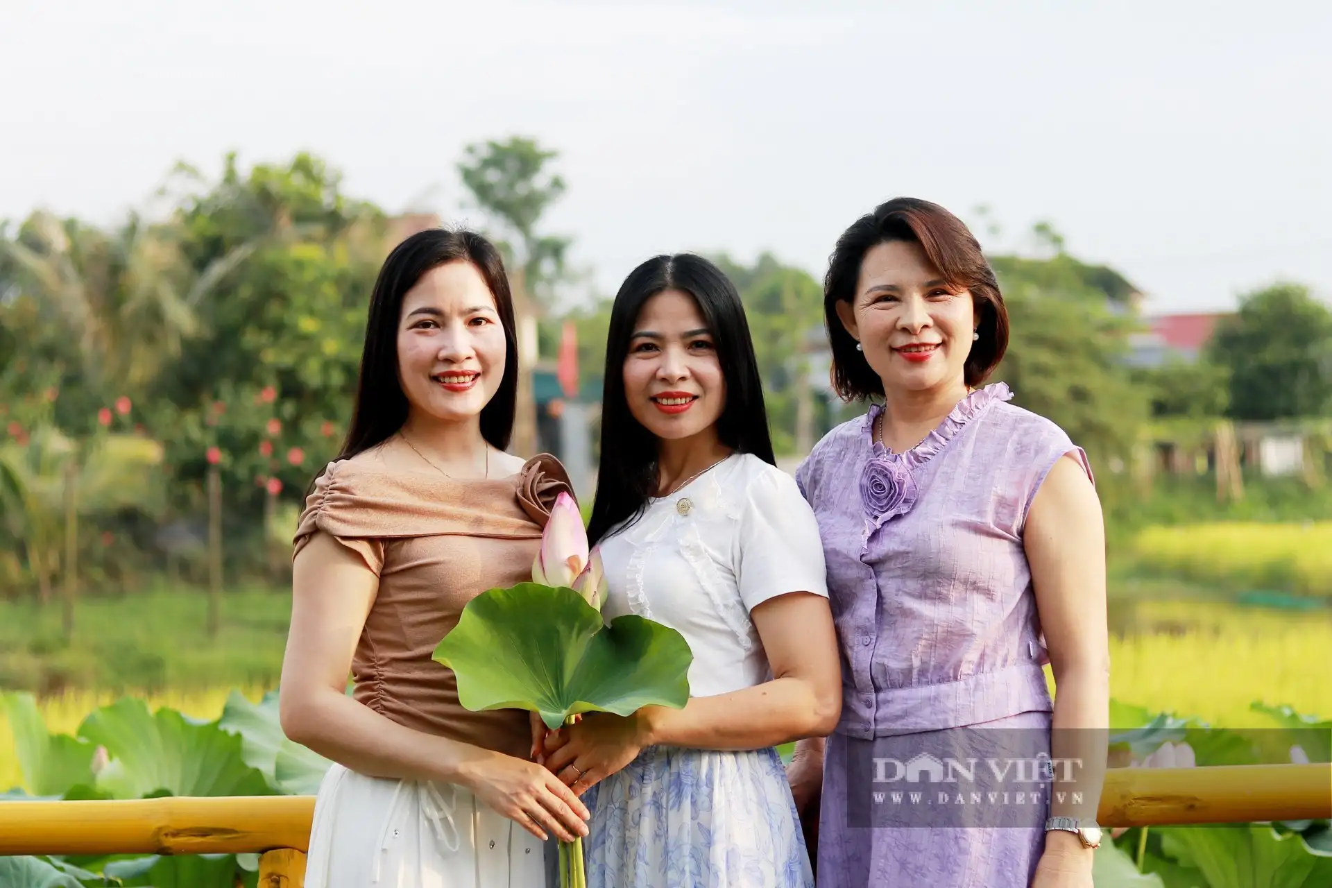 Khu du lịch sinh thái triệu đô giữa vùng nắng cháy Hà Tĩnh đẹp như phim, ông chủ là Nông dân Việt Nam xuất sắc