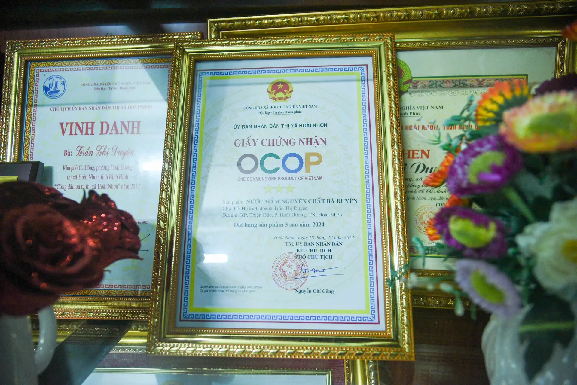Lời hàng tỷ/năm từ làm nước mắm-nghề cha truyền con nối, một bà chủ họ Trần ở Bình Định là Nông dân Việt Nam xuất sắc