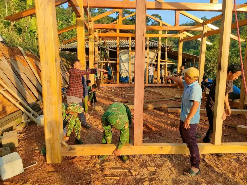 Thanh Hóa: Nhân rộng điển hình xây dựng nông thôn mới để khích lệ người dân biên giới vươn lên