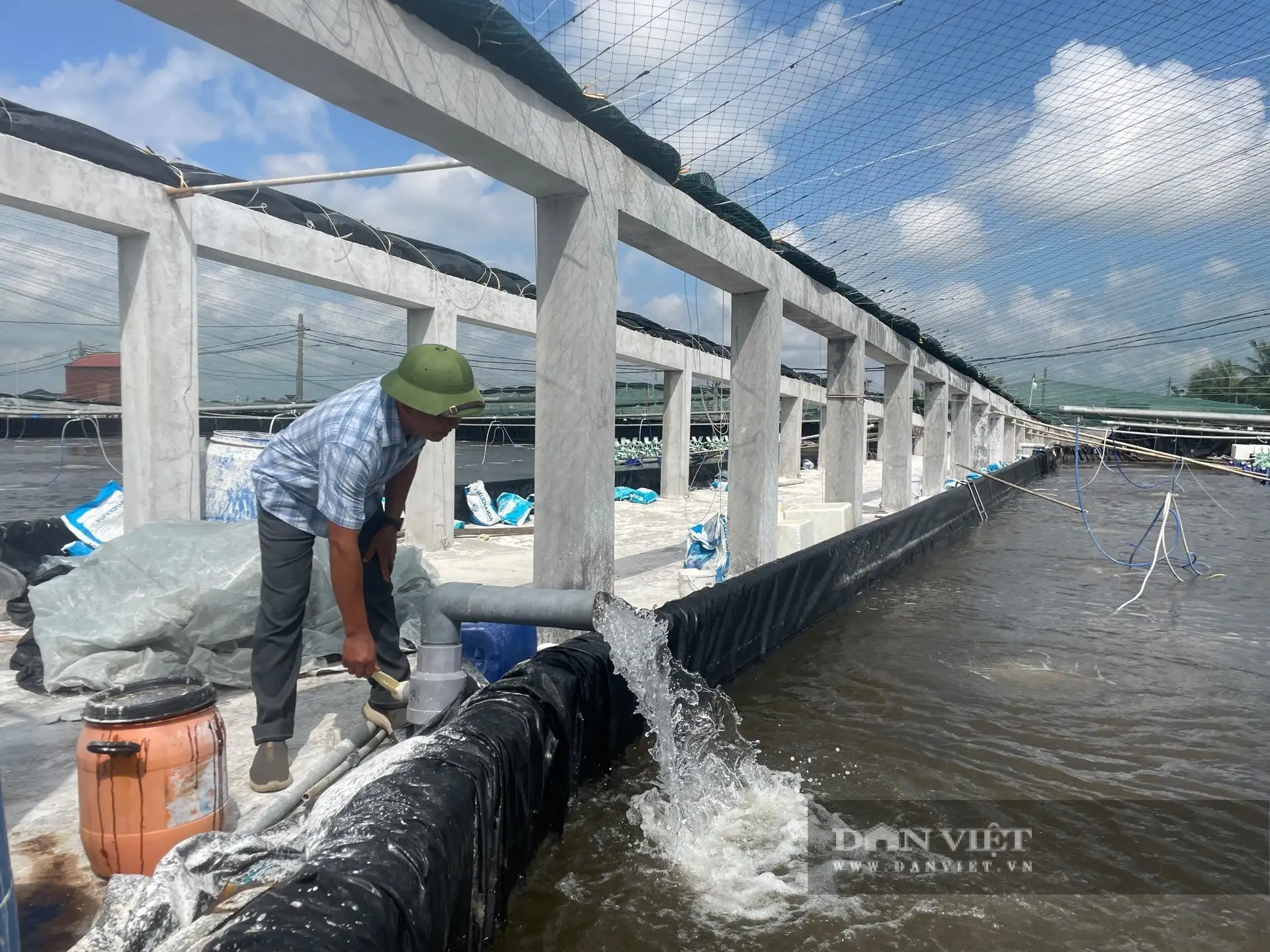 Tỷ phú nuôi tôm công nghệ cao là người đầu tiên khai phá vùng đất này ở Nam Định, lãi gần 5 tỷ/năm