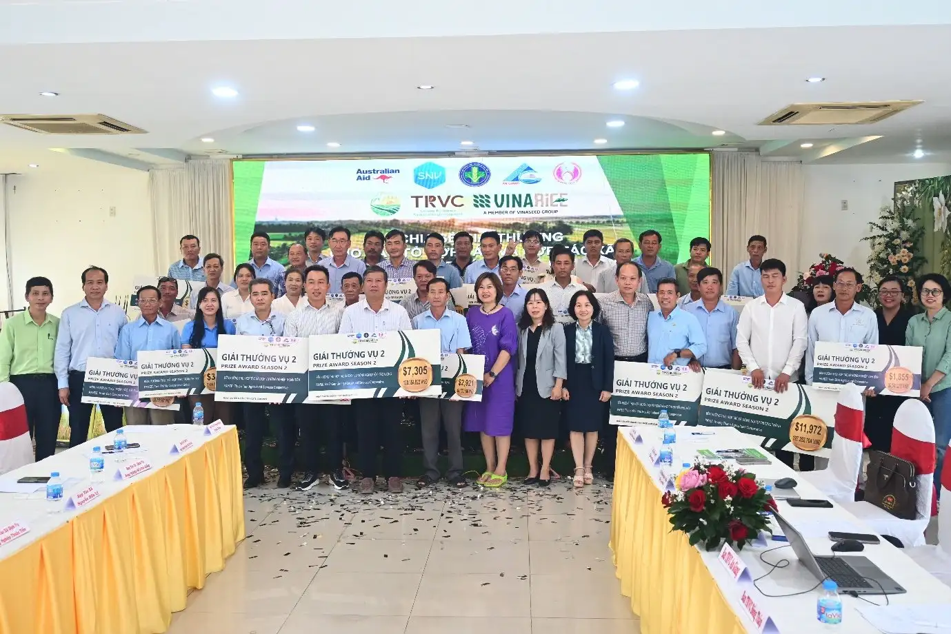 Vinarice chia sẻ 3,5 tỷ đồng giải thưởng cho nông dân sản xuất lúa chất lượng cao, phát thải thấp