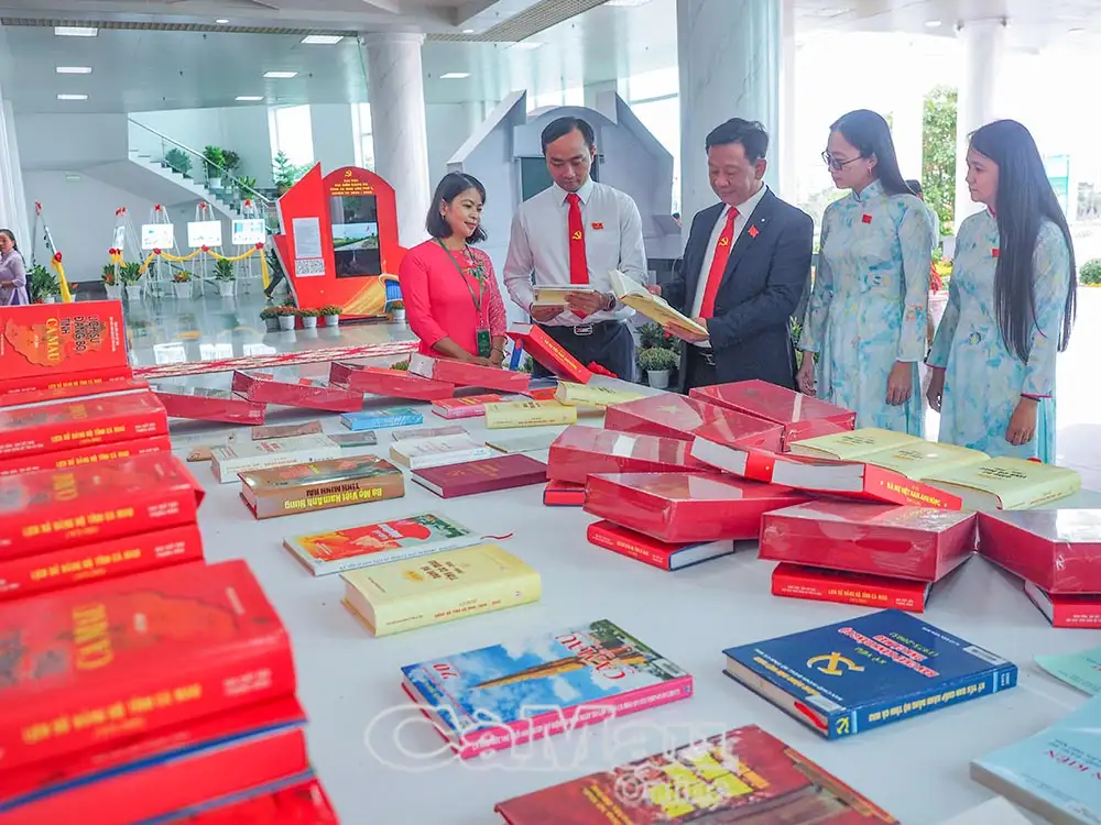 Điểm nhấn không gian trưng bày tư liệu, hình ảnh và sản phẩm OCOP