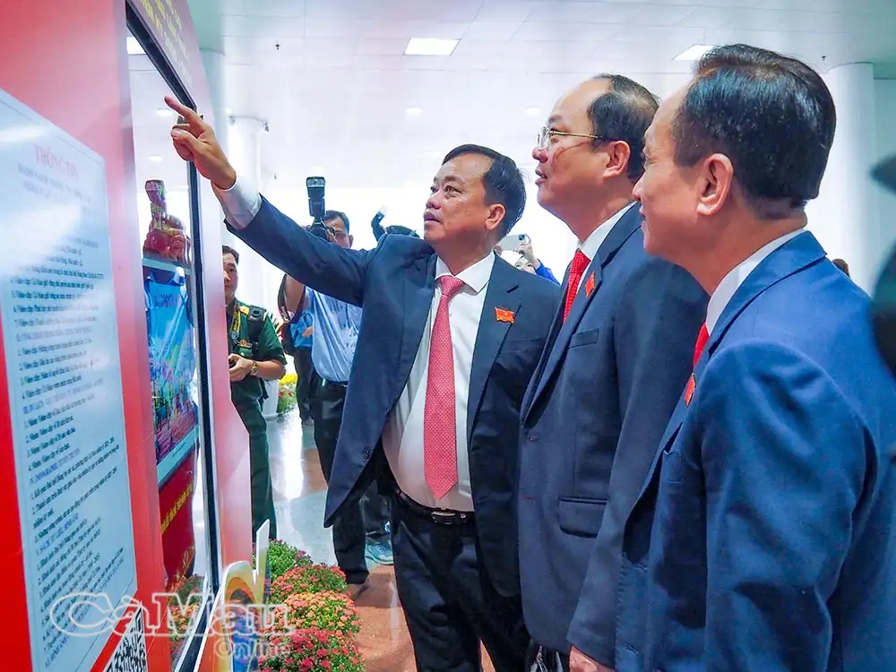 Điểm nhấn không gian trưng bày tư liệu, hình ảnh và sản phẩm OCOP