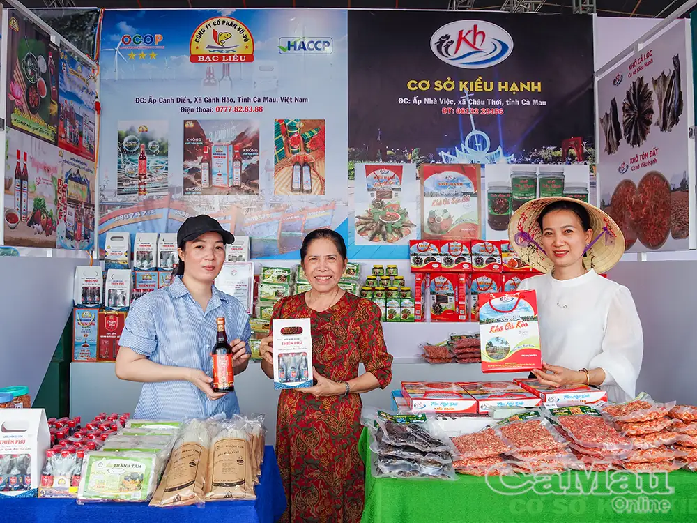 Điểm nhấn không gian trưng bày tư liệu, hình ảnh và sản phẩm OCOP