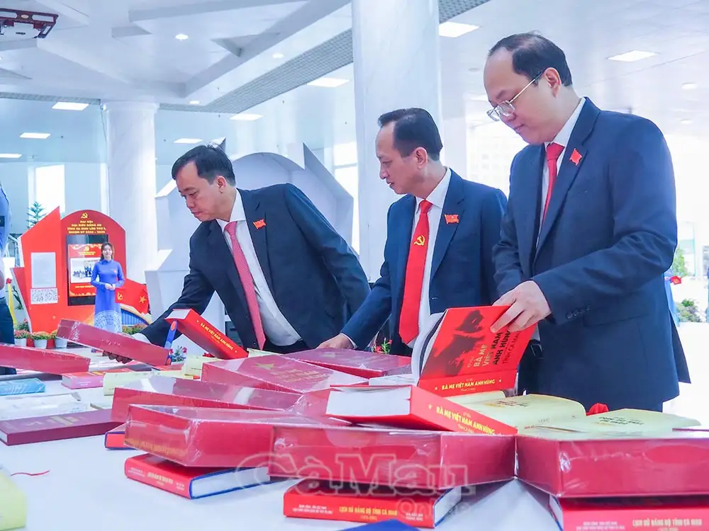 Điểm nhấn không gian trưng bày tư liệu, hình ảnh và sản phẩm OCOP