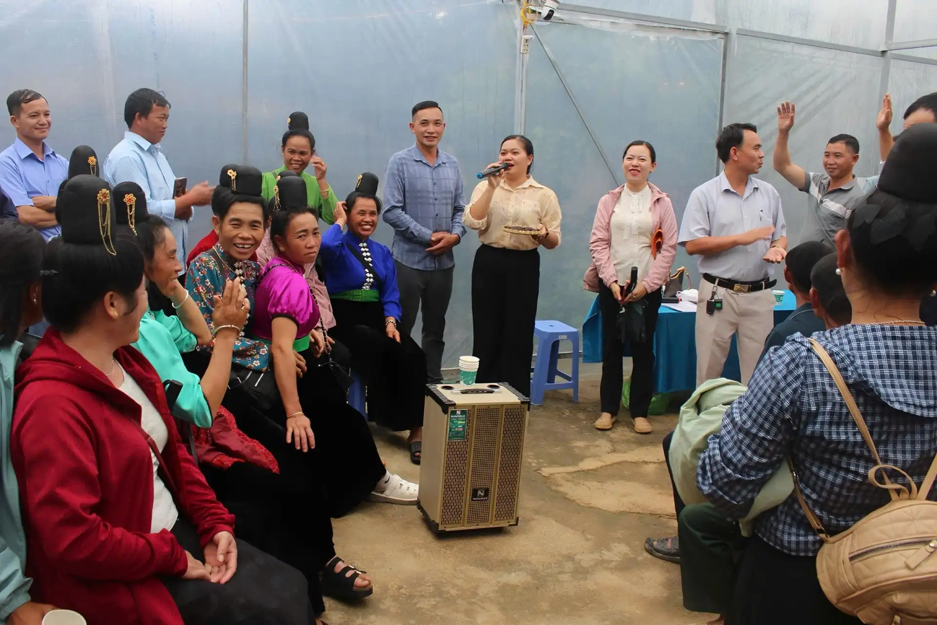 Đồng hành cùng nông dân canh tác cà phê thông minh