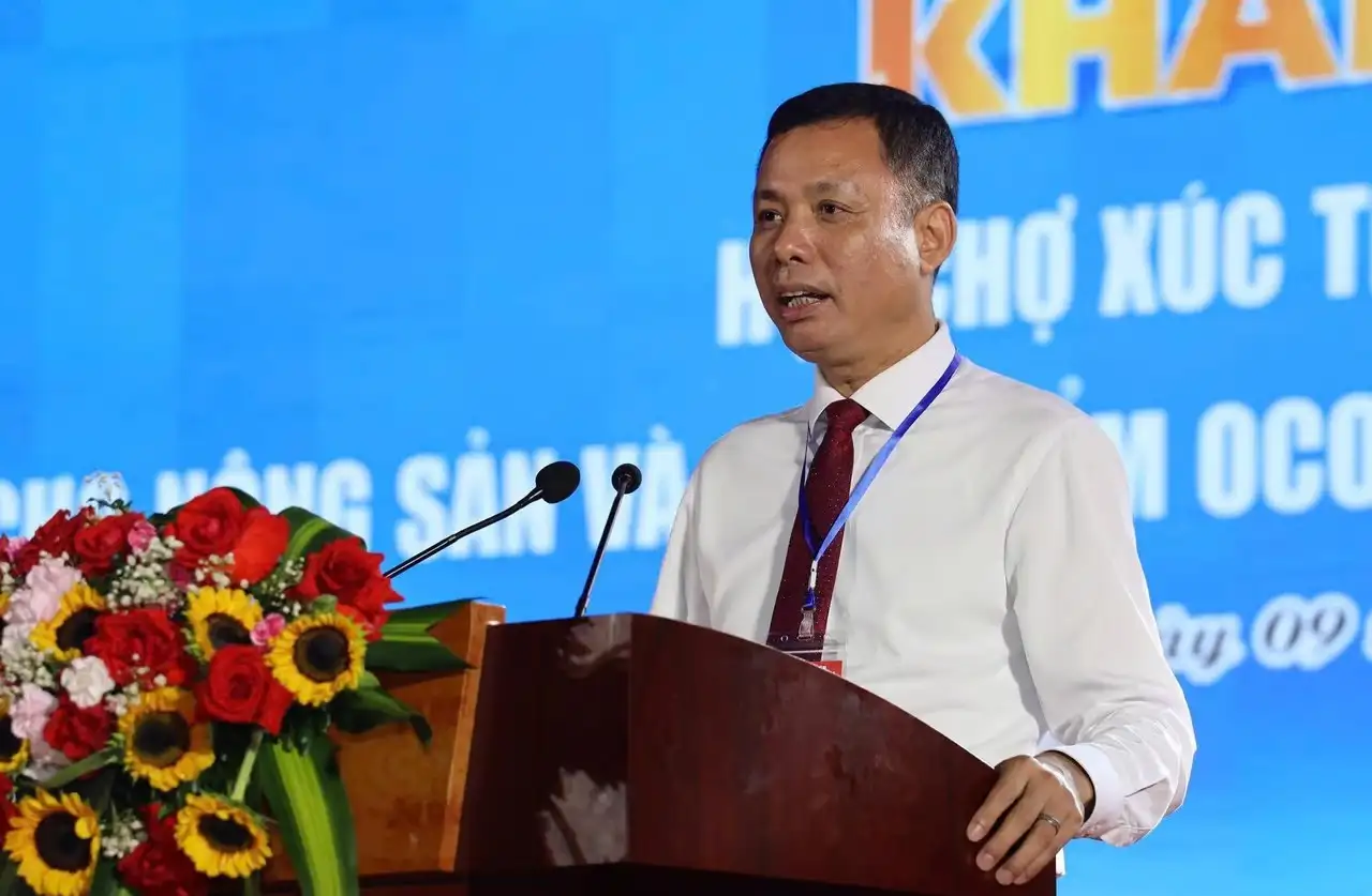 Khai mạc Hội chợ xúc tiến thương mại nông sản và sản phẩm OCOP khu vực Tây Bắc – Sơn La năm 2025