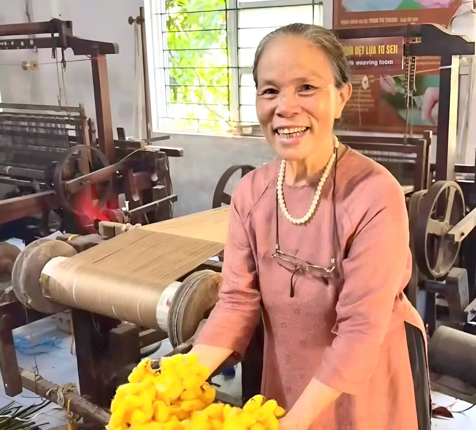 Làng nghề truyền thống Hà Nội góp sức phát triển nông thôn mới