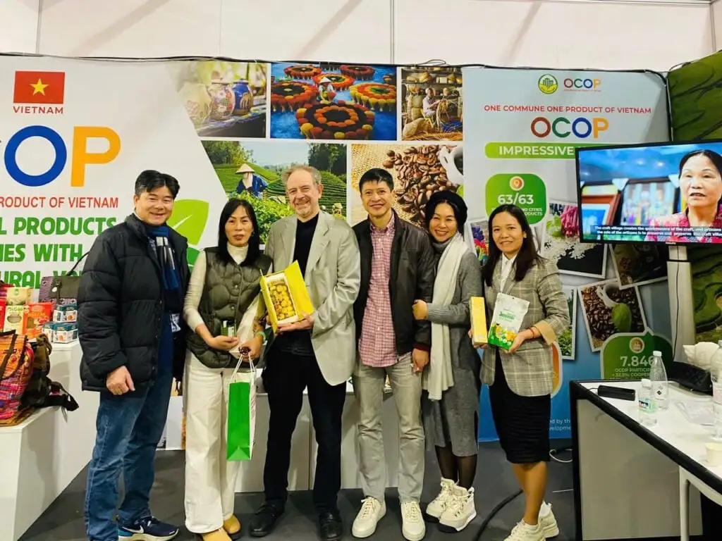 Một người làm nông nghiệp “tay ngang” ở Quảng Ninh, sao lại có tham vọng mang “vàng” trên vách núi ra “chợ toàn cầu”?