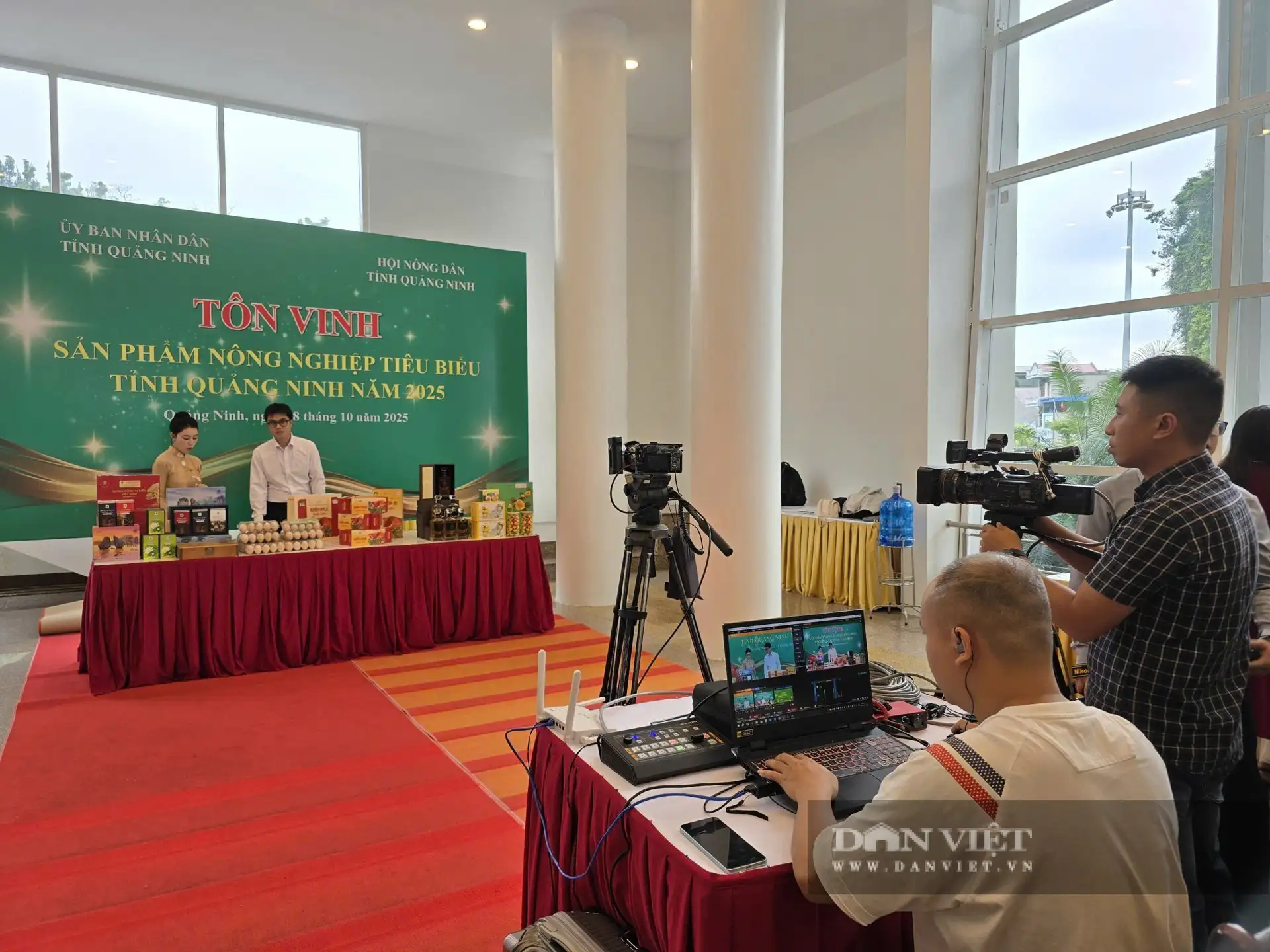 Nông dân Quảng Ninh livestream bán sản phẩm nông nghiệp tiêu biểu, quảng bá đặc sản sao OCOP