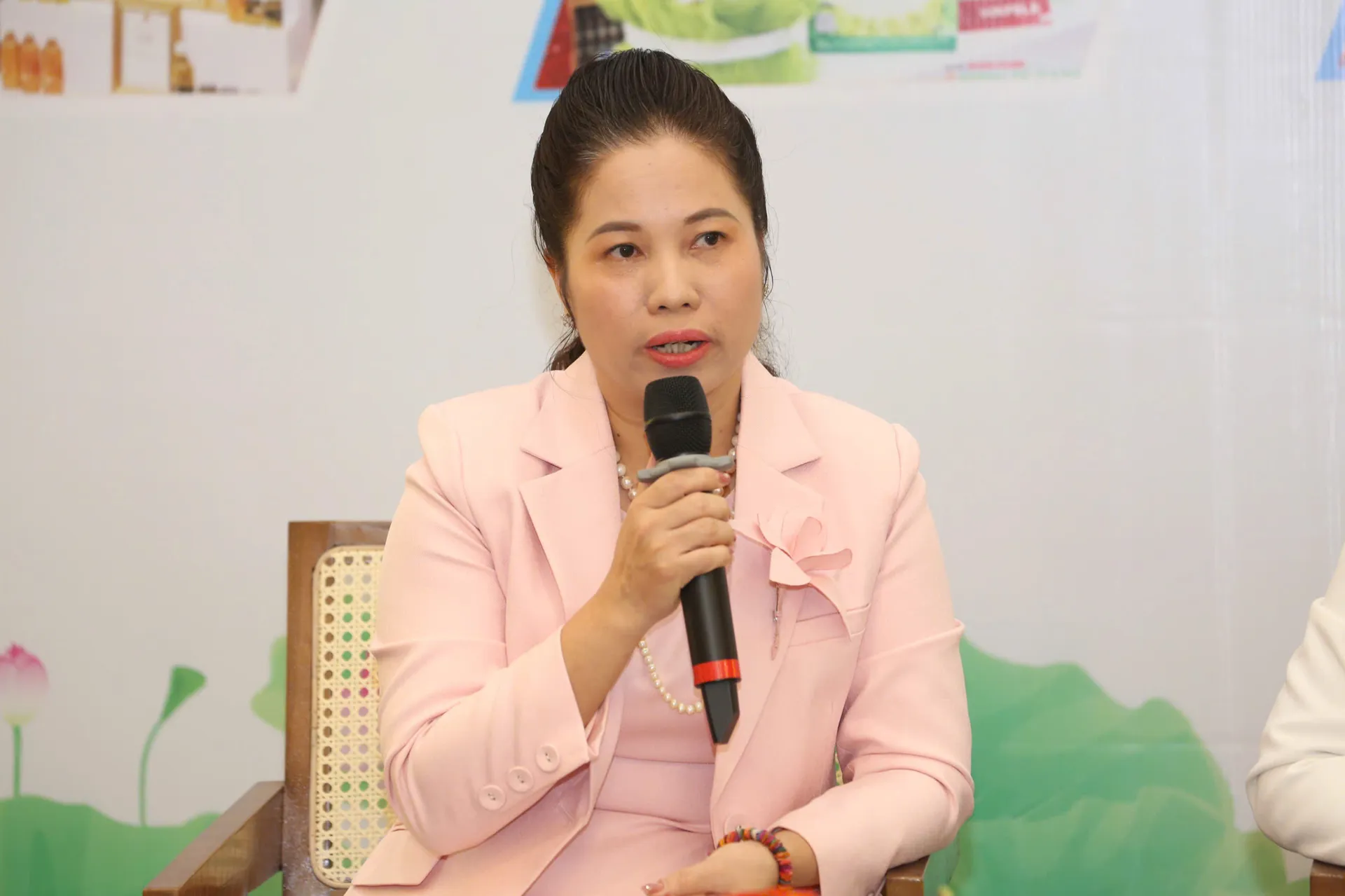 Phát triển làng nghề Hà Nội gắn với xây dựng thương hiệu sản phẩm OCOP: giữ “chữ tín” để đi đường dài