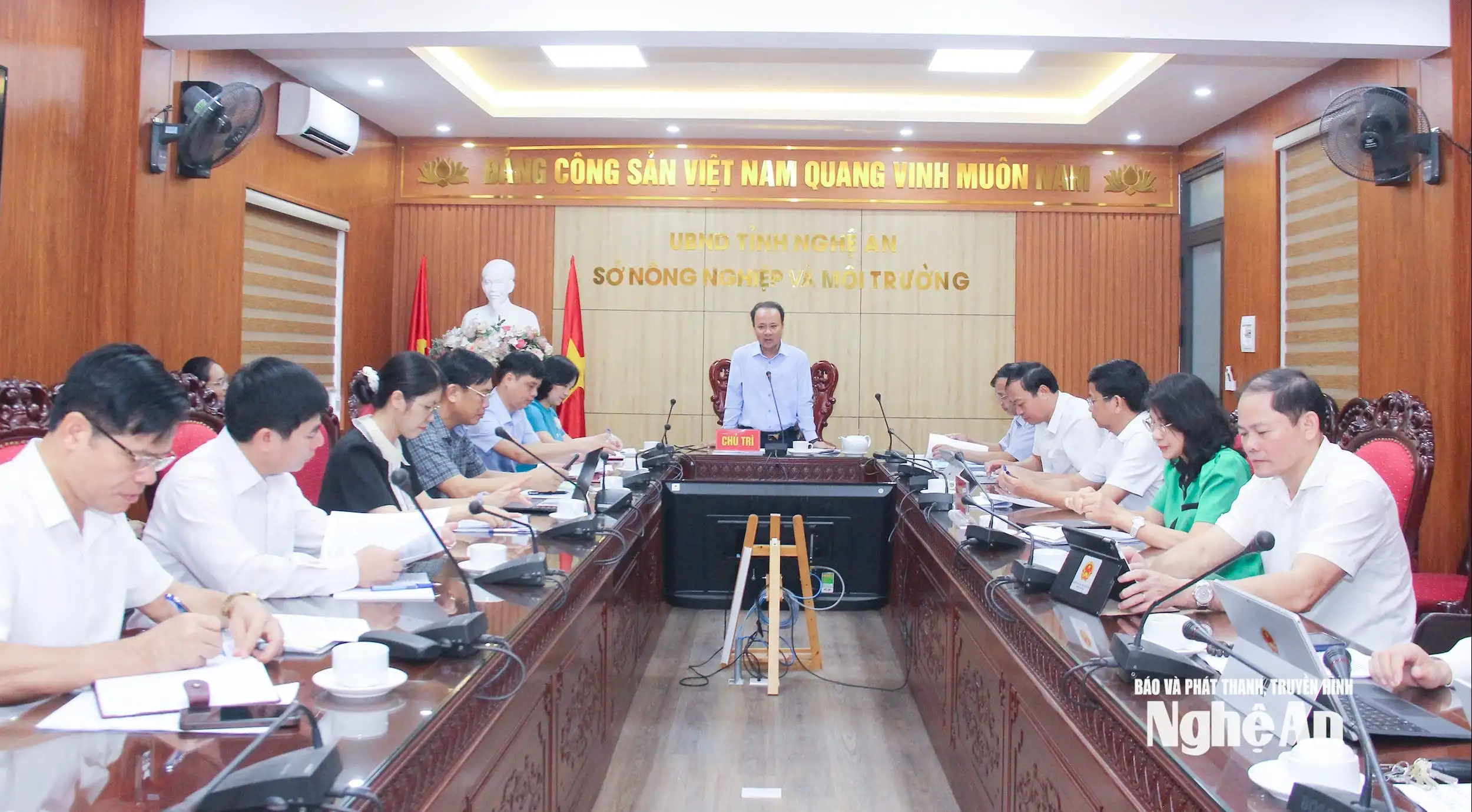 Phó Chủ tịch Thường trực HĐND tỉnh Nghệ An đề nghị tập trung tháo gỡ các vướng mắc để phân bổ và giải ngân nguồn vốn giảm nghèo bền vững