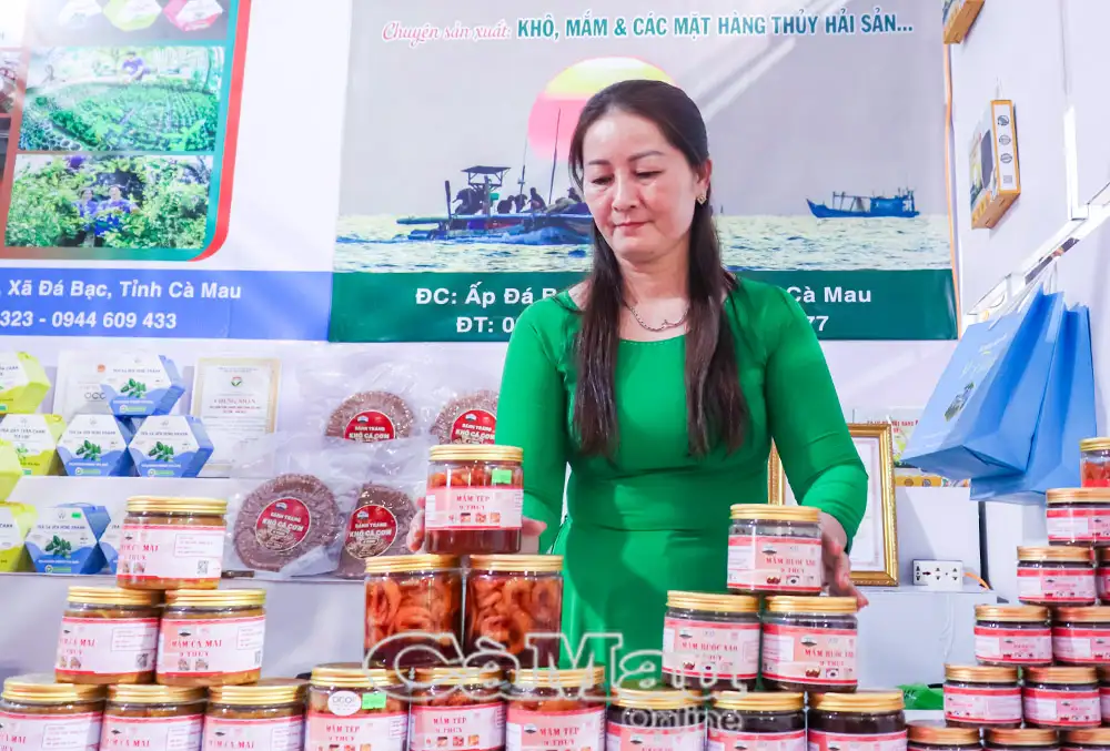 Phụ nữ Cà Mau chung tay giảm nghèo bền vững