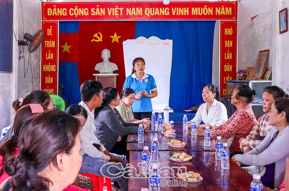Phụ nữ Cà Mau chung tay giảm nghèo bền vững