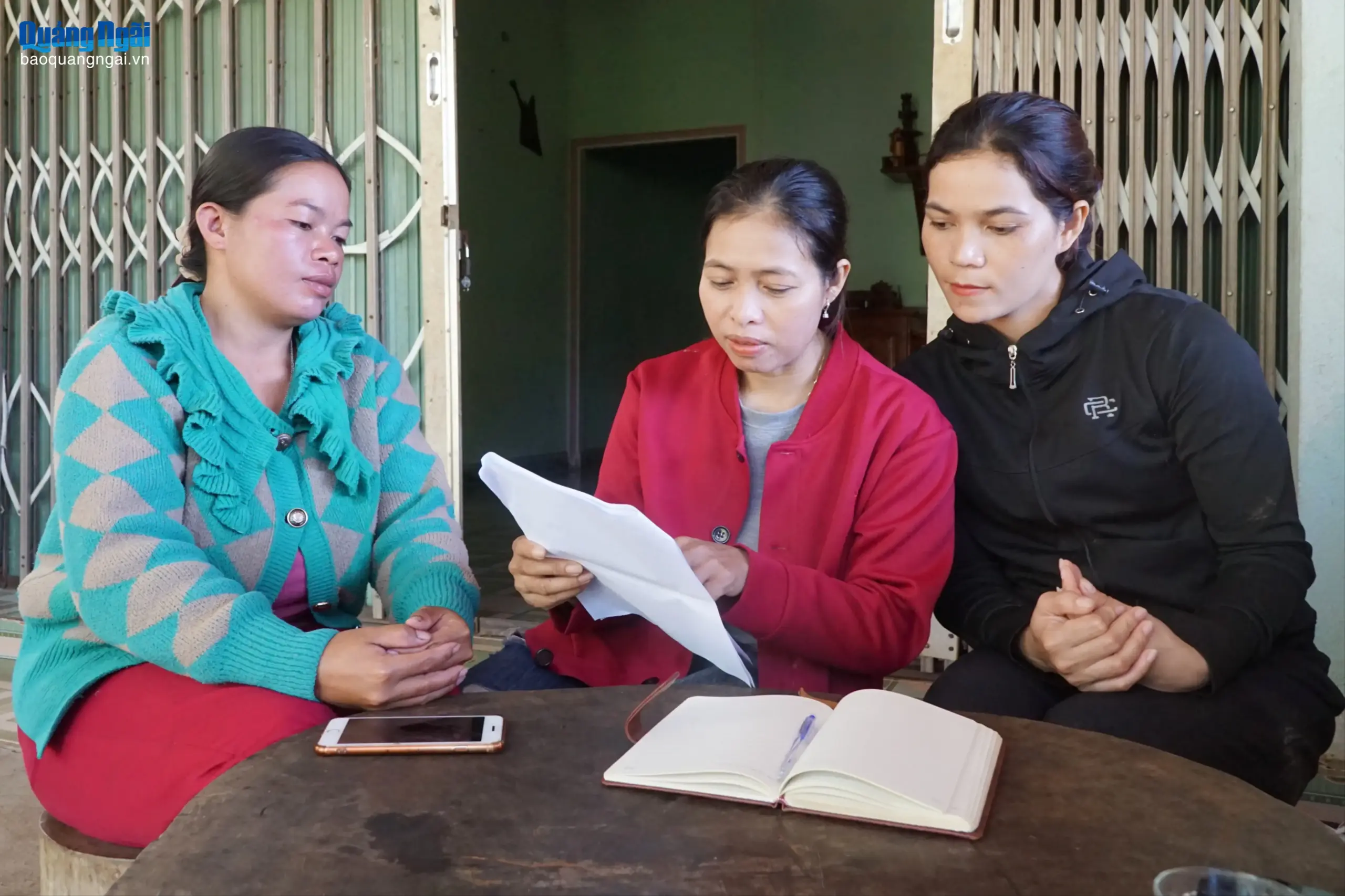 Phụ nữ vùng cao vươn lên làm kinh tế