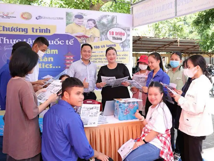 Thay đổi cơ cấu lao động, hướng tới mục tiêu giảm nghèo bền vững