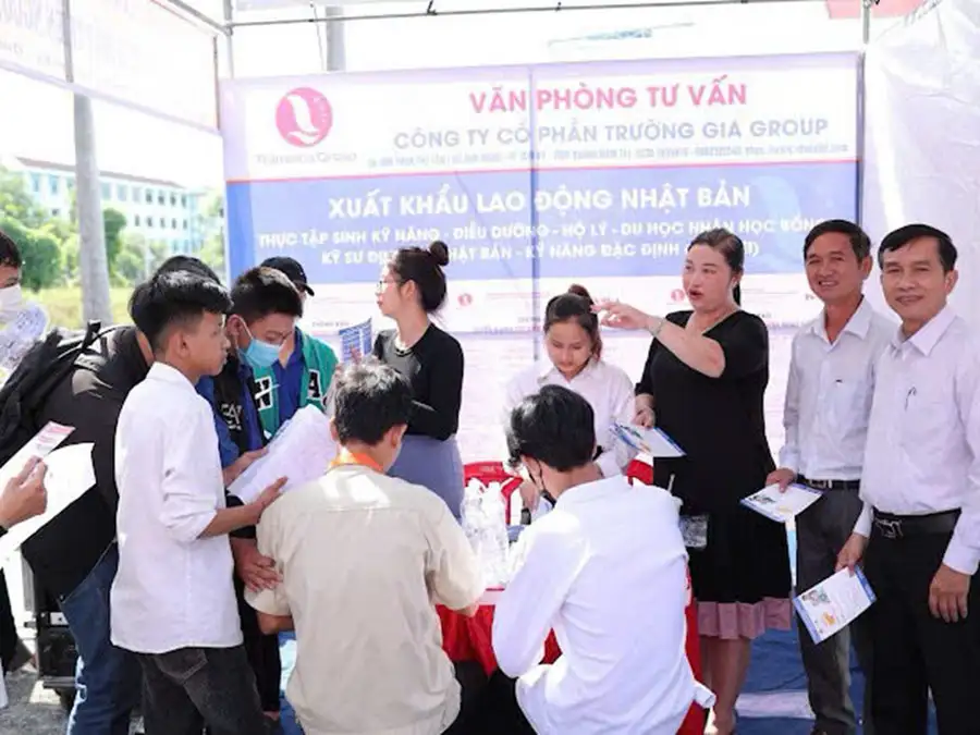 Thay đổi cơ cấu lao động, hướng tới mục tiêu giảm nghèo bền vững