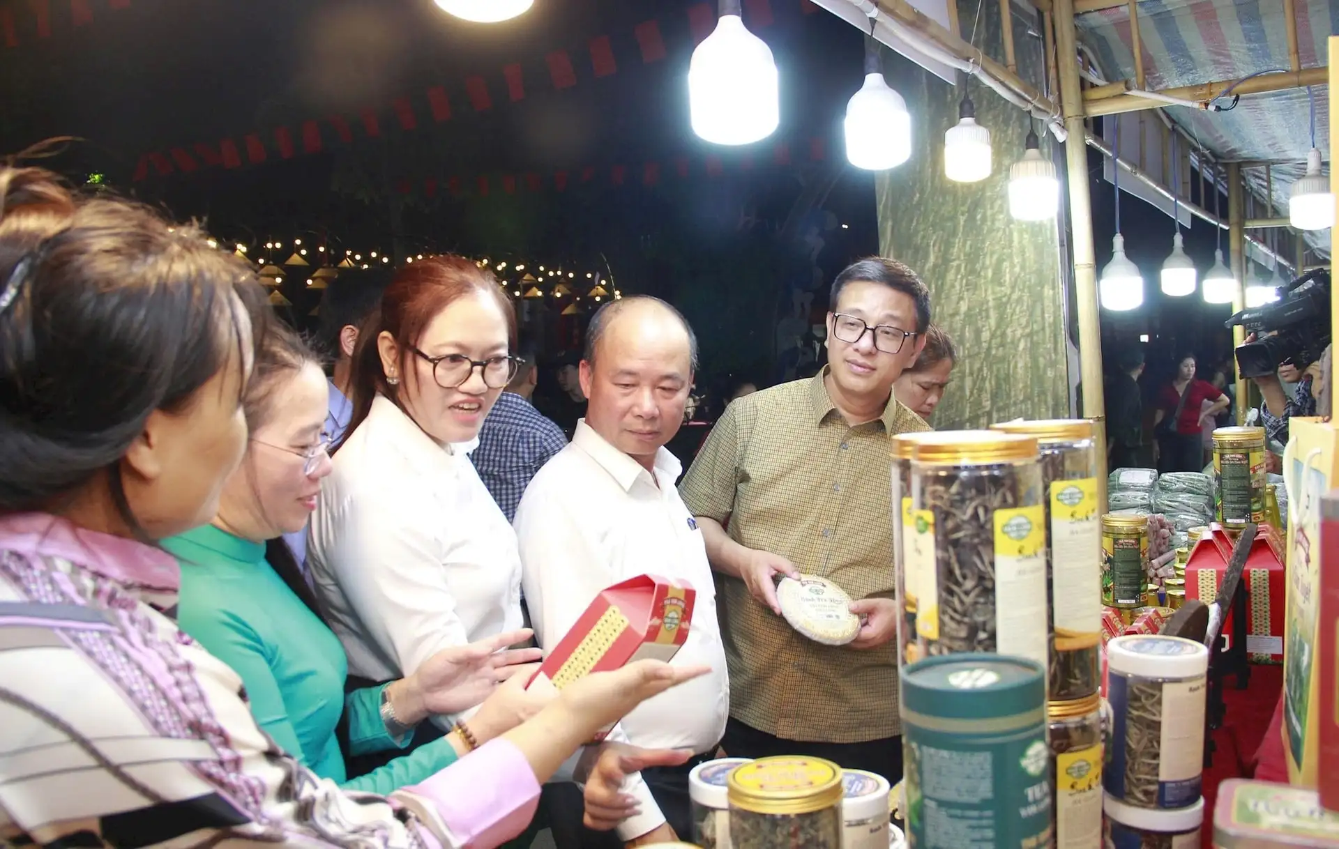 Thực hiện Chương trình OCOP ở Hà Nội:Đưa sản phẩm lên sàn thương mại điện tử