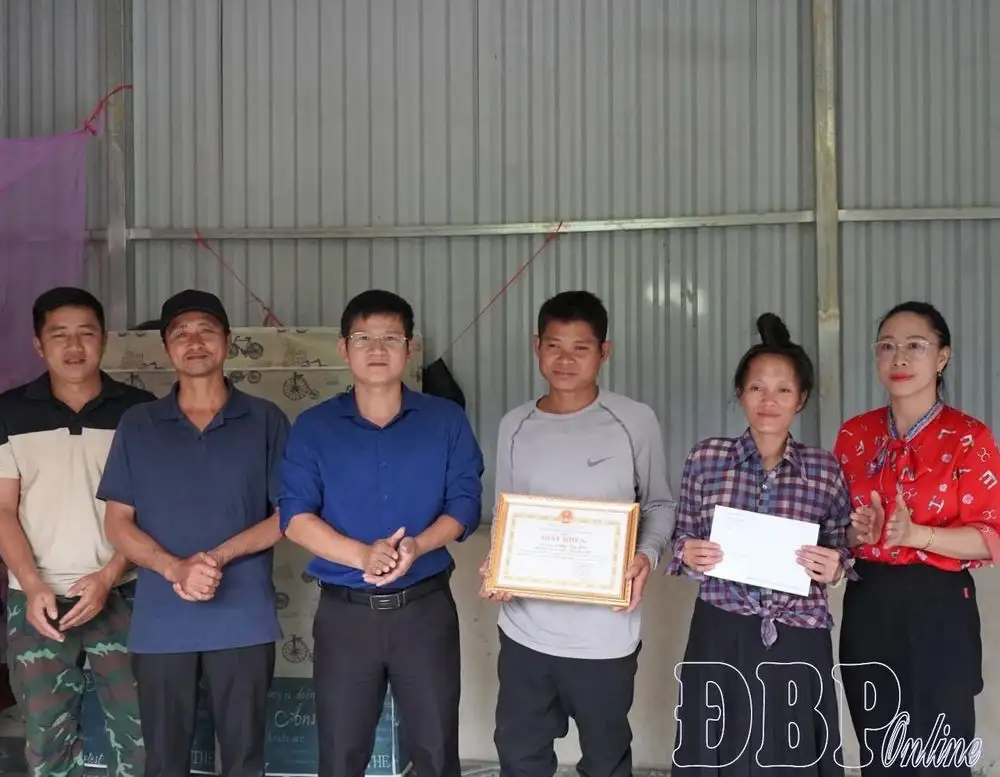 Điểm tựa của phong trào nông thôn mới