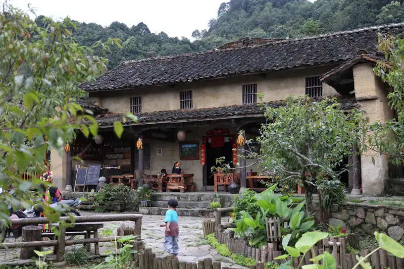 Lô Lô Chải: Ngôi làng nhỏ nơi cực Bắc vươn tầm thế giới nhờ du lịch số