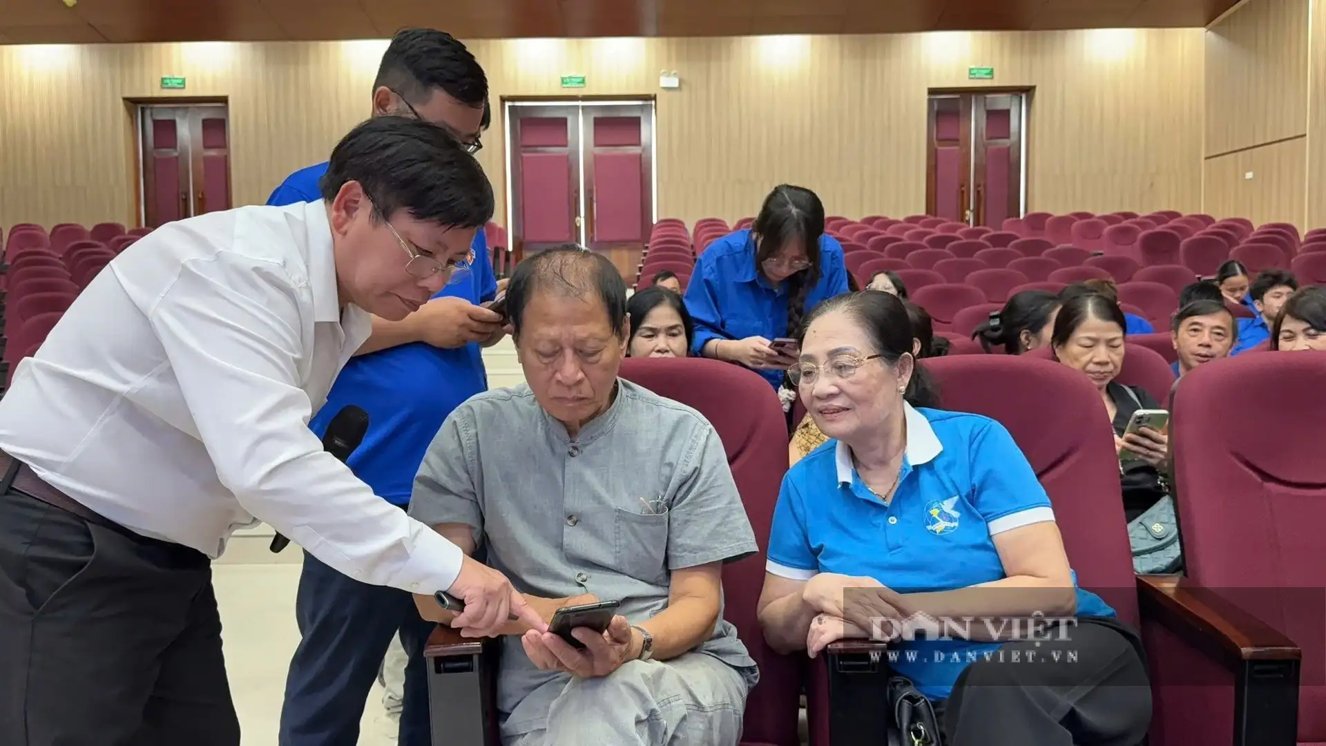 Mang công nghệ số về lớp học vùng cao Lào Cai, câu chuyện xúc động ở xã nông thôn mới Mỹ Lý, tỉnh Nghệ An