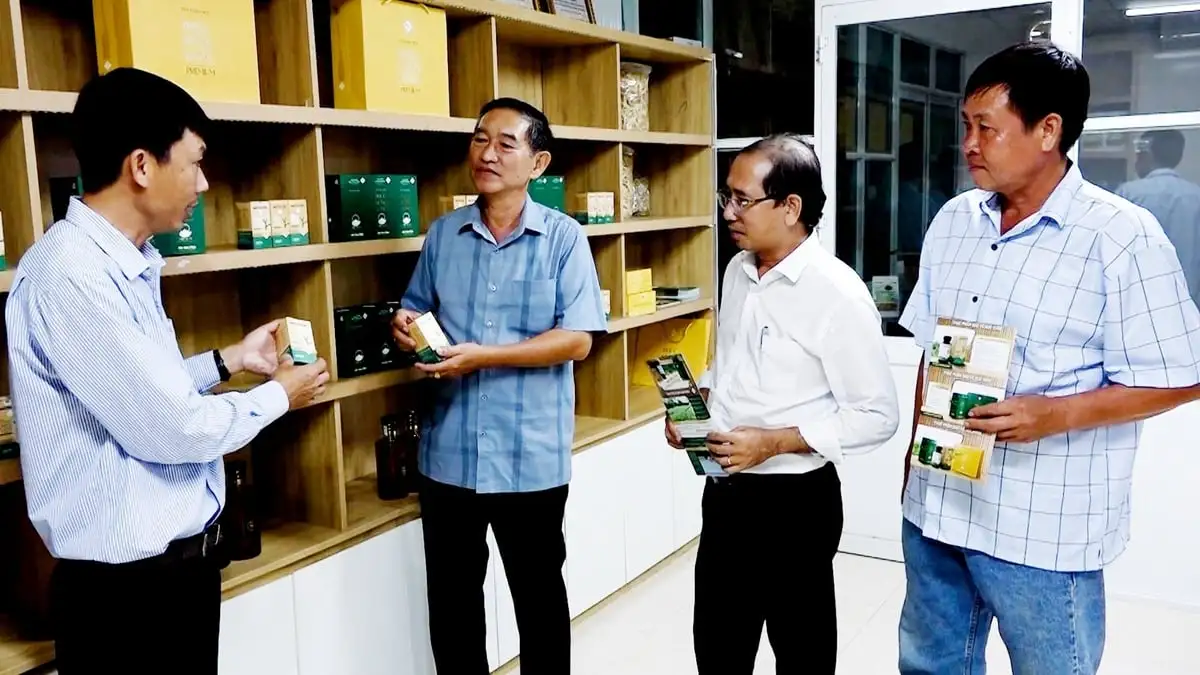 Người đưa &#8216;thần dược&#8217; rừng sâu thành sản phẩm OCOP 4 sao