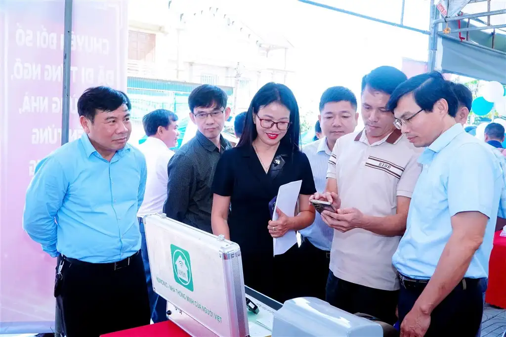 Từ nhận thức đến hành động trong xây dựng nông thôn mới thông minh, xã thương mại điện tử ở Nghệ An