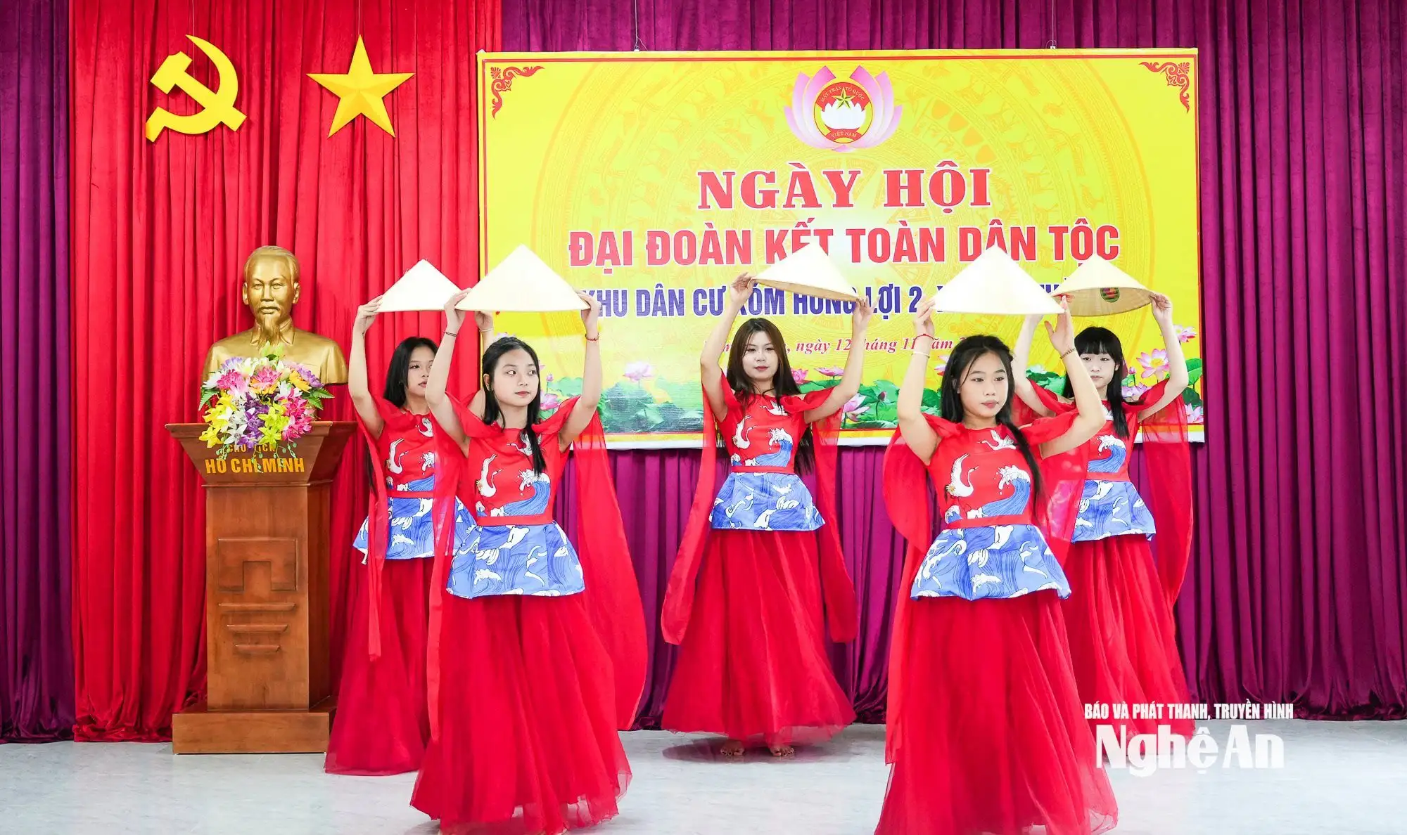 Phát huy vai trò của Mặt trận Tổ quốc và các tổ chức chính trị &#8211; xã hội trong phong trào xây dựng đời sống văn hóa cơ sở gắn với xây dựng nông thôn mới ở Nghệ An