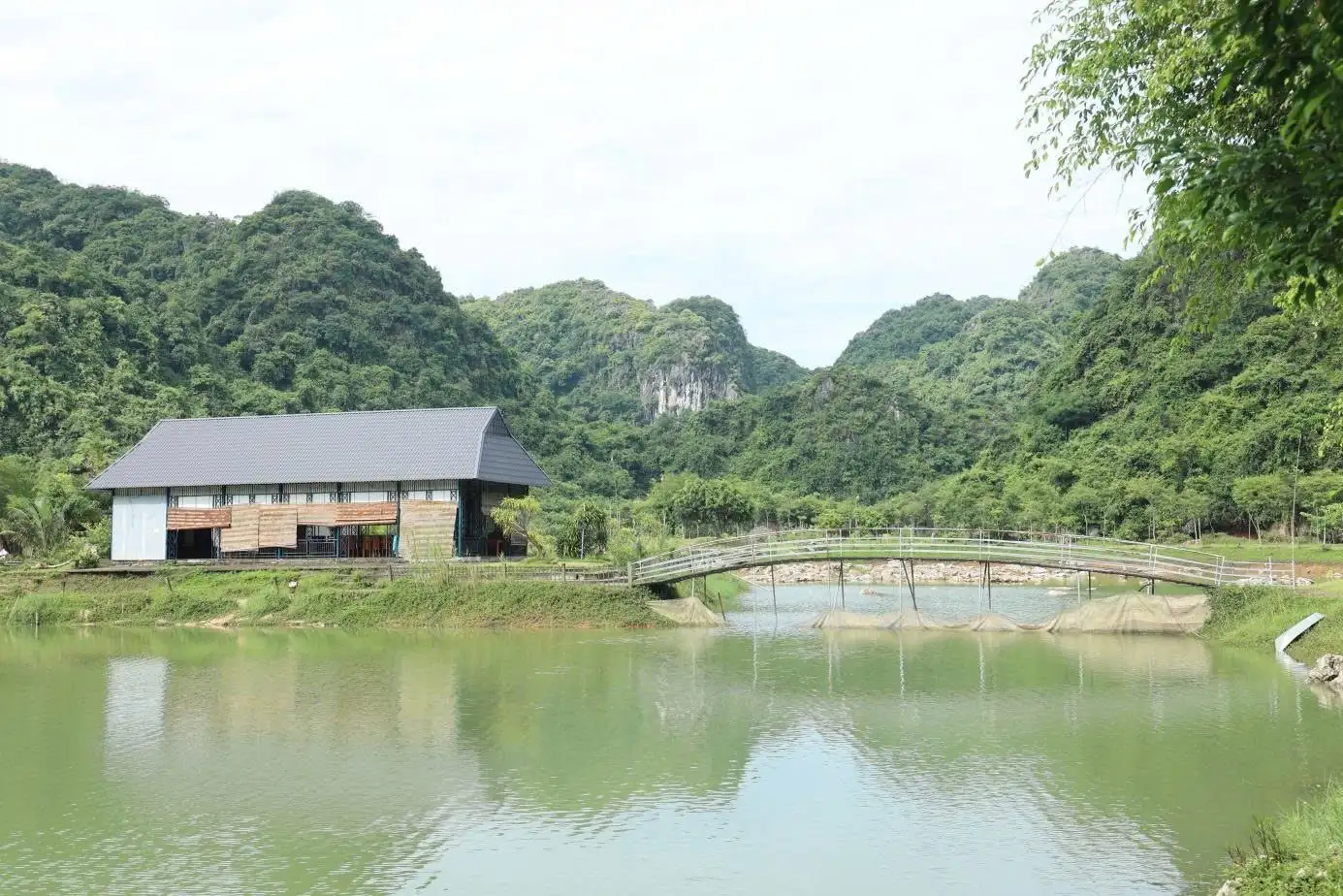 Nuôi dê kết hợp làm du lịch, nối dài chuỗi giá trị