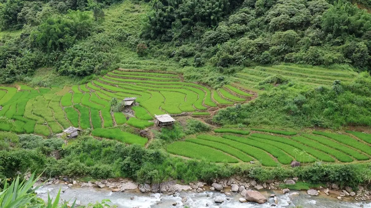 Sát cánh cùng nông dân vùng dân tộc thiểu số thoát nghèo