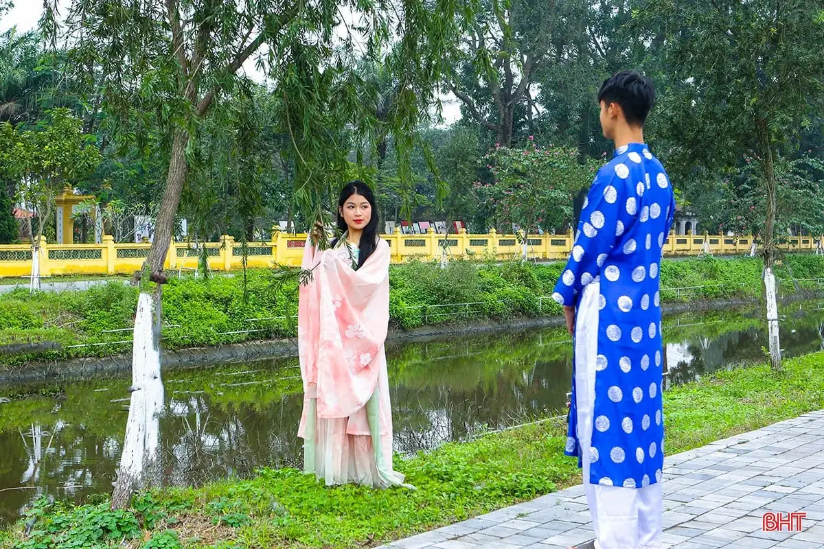 Xã Tiên Điền, tỉnh Hà Tĩnh có làng khoa bảng, tuyến đường nông thôn mới kiểu mẫu đẹp thênh thang, 2 bên là to, biệt thự